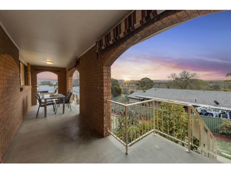 5 Shirra Close, Monash ACT 2904