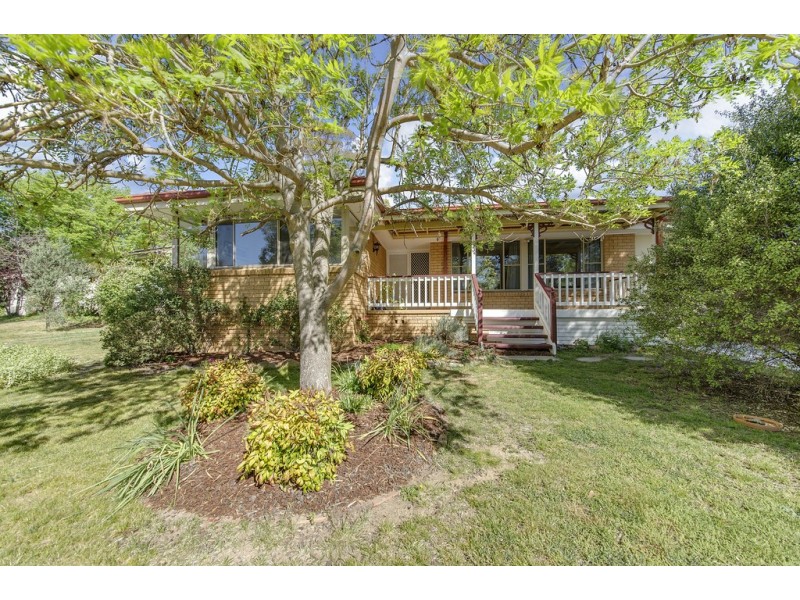 18 Pickworth Street, Holt ACT 2615