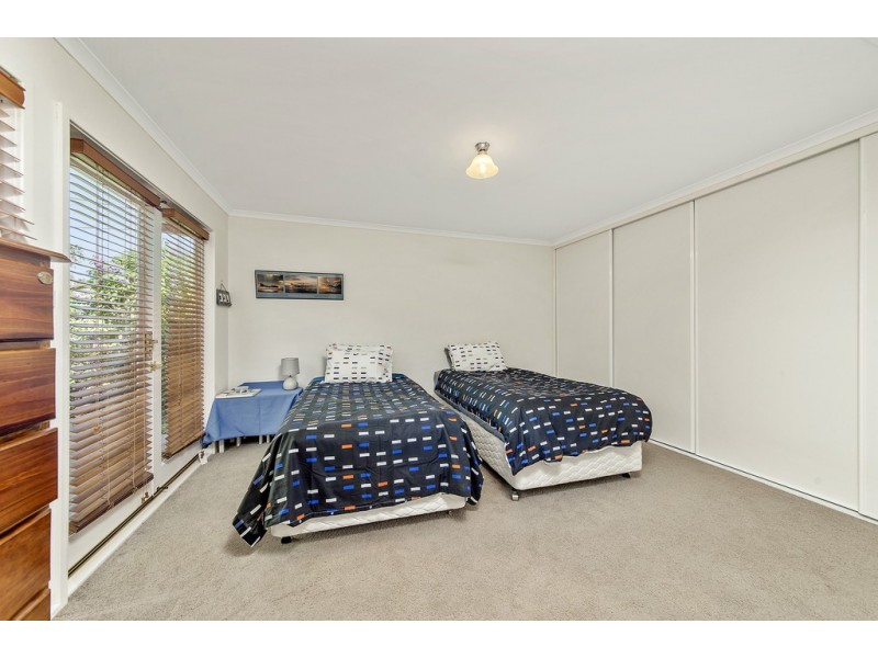 18 Pickworth Street, Holt ACT 2615