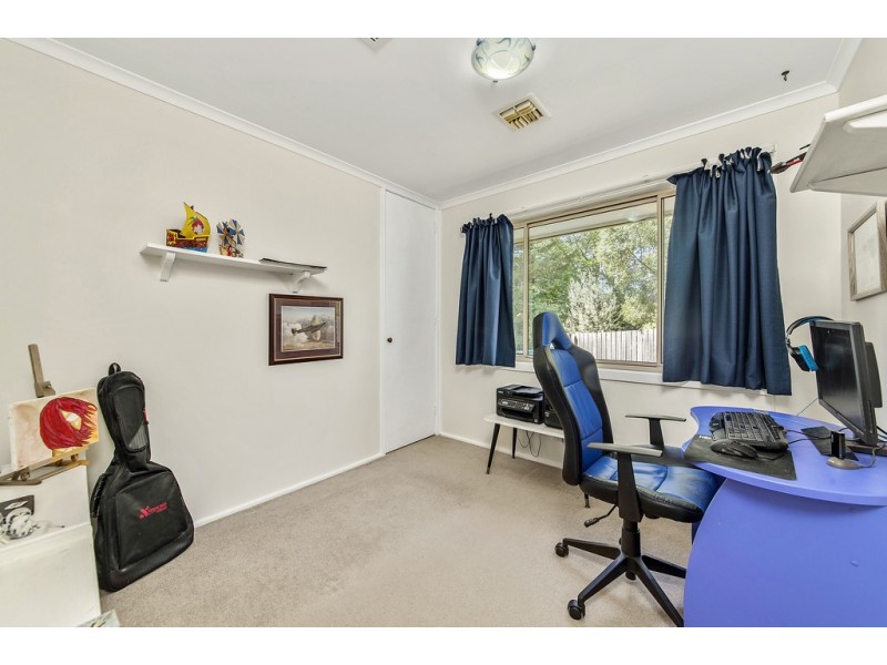 18 Pickworth Street, Holt ACT 2615