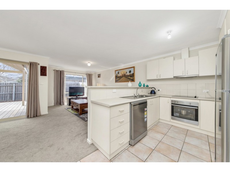 8/80 Paul Coe Crescent, Ngunnawal ACT 2913