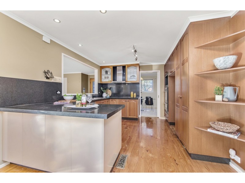 1 Cavenagh Place, Mckellar ACT 2617