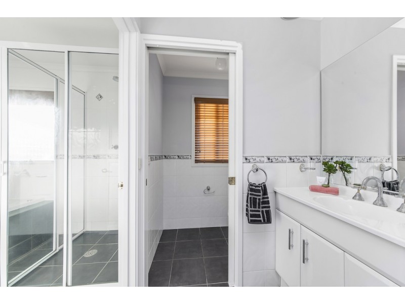 1 Cavenagh Place, Mckellar ACT 2617