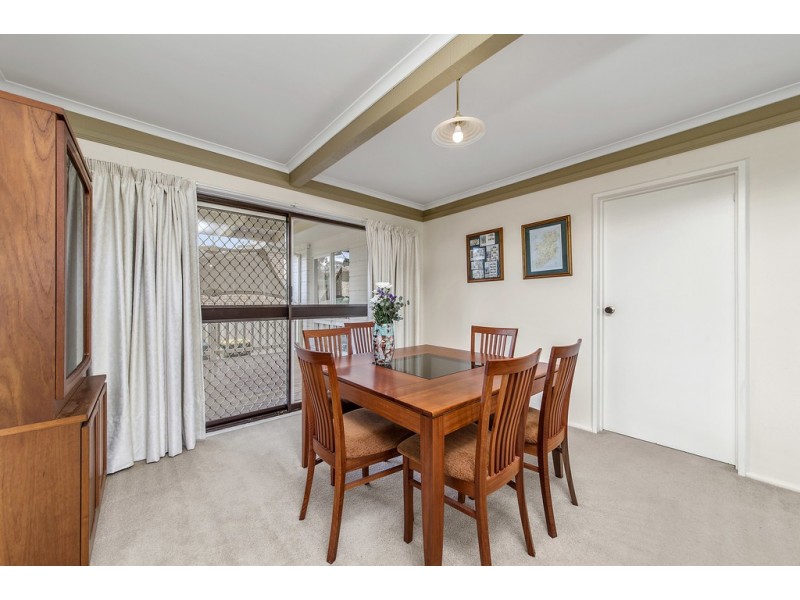 8 Weingarth Street, Holder ACT 2611