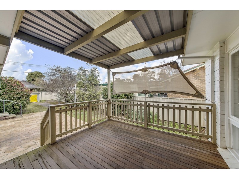 8 Weingarth Street, Holder ACT 2611