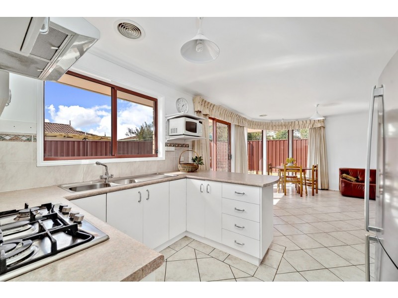 10 Allen Place, Holt ACT 2615