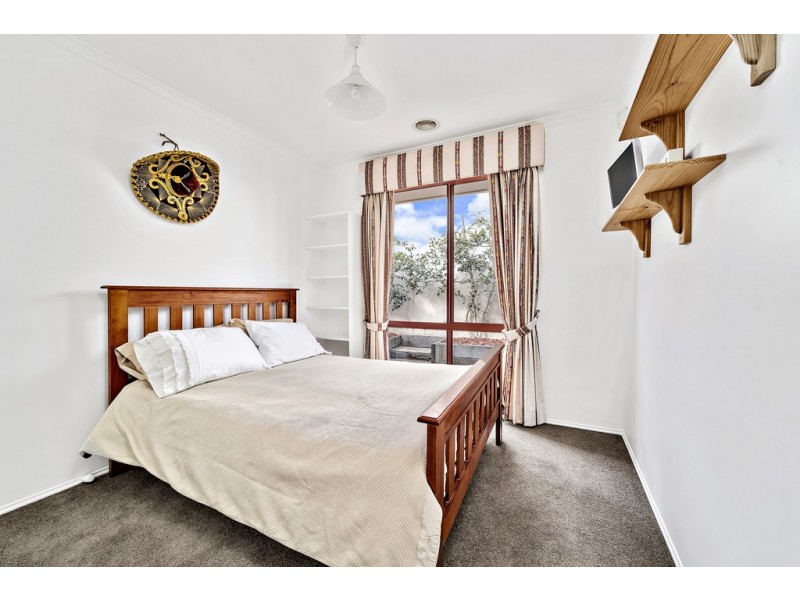 10 Allen Place, Holt ACT 2615