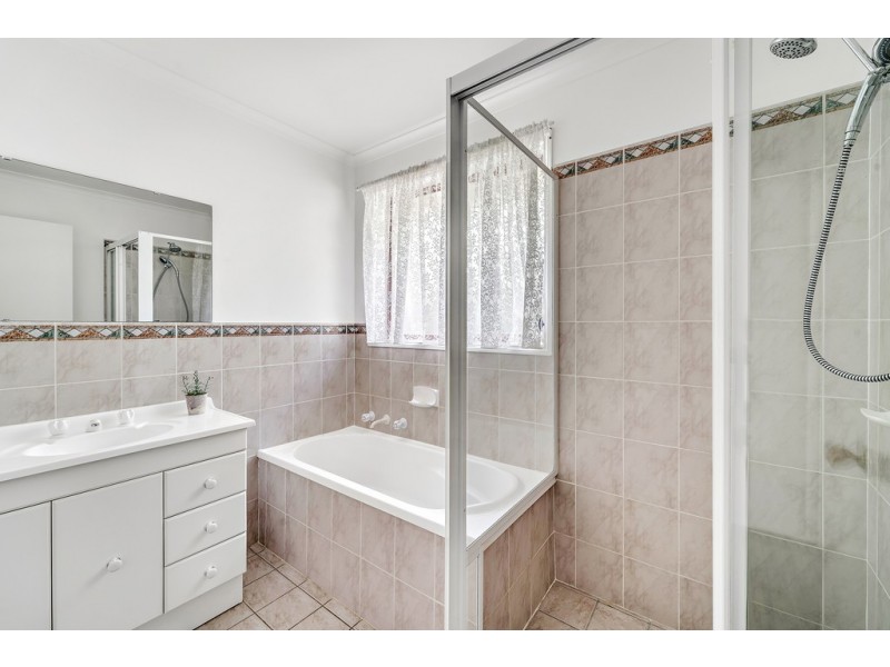10 Allen Place, Holt ACT 2615