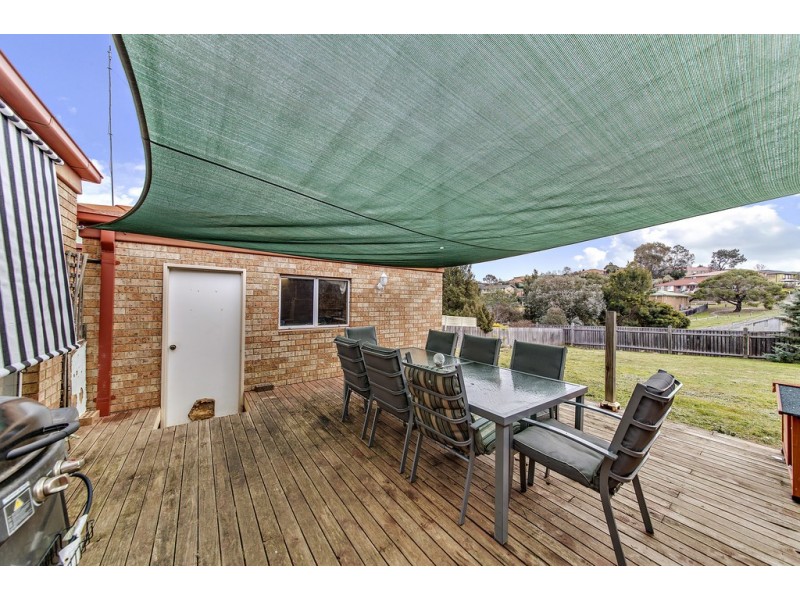 2 Cashion Court, Dunlop ACT 2615
