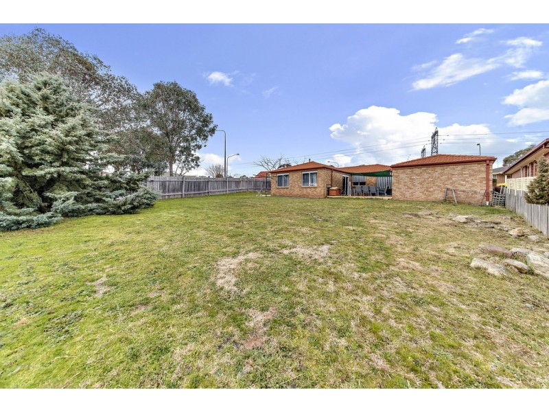 2 Cashion Court, Dunlop ACT 2615