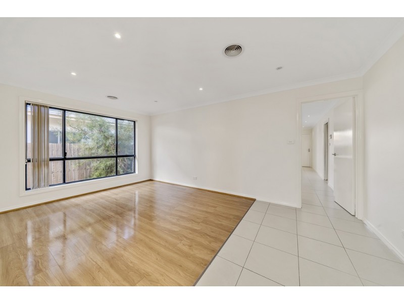 67 Patrick White Circuit, Franklin ACT 2913