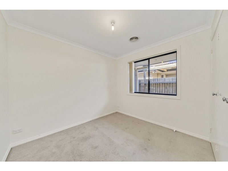 67 Patrick White Circuit, Franklin ACT 2913