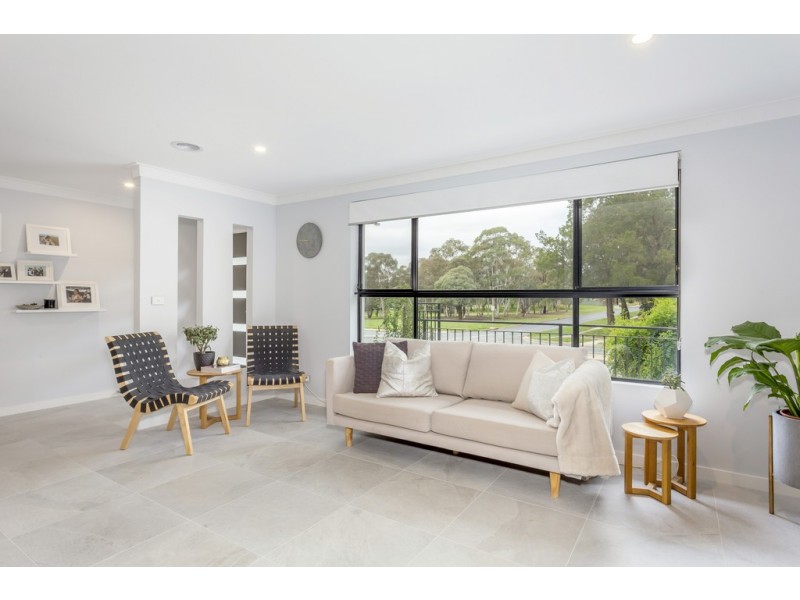 93 Beaurepaire Crescent, Holt ACT 2615