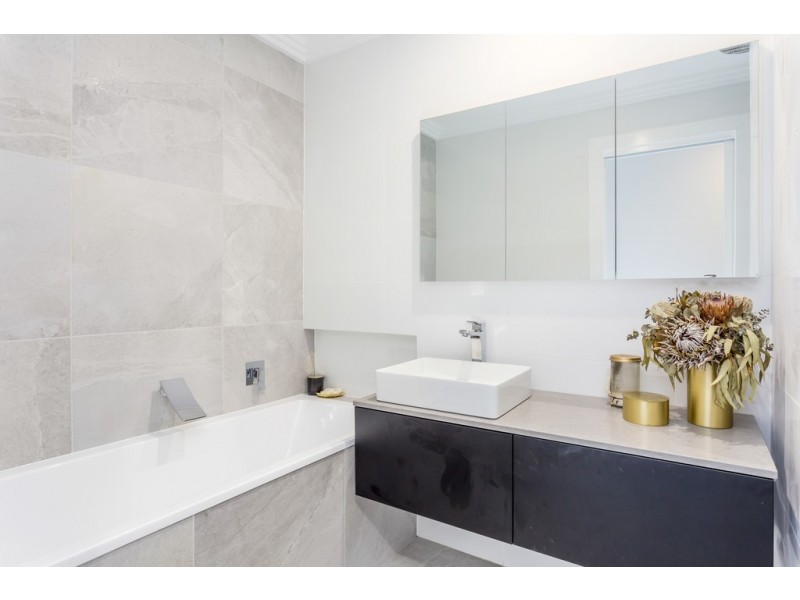 93 Beaurepaire Crescent, Holt ACT 2615