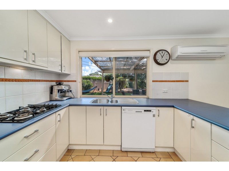 1 Capella Crescent, Giralang ACT 2617