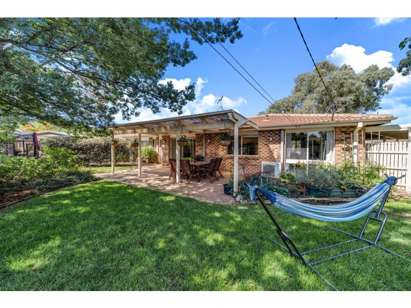1 Capella Crescent, Giralang ACT 2617