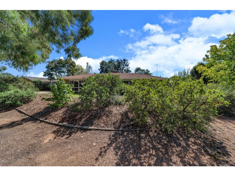 1 Capella Crescent, Giralang ACT 2617
