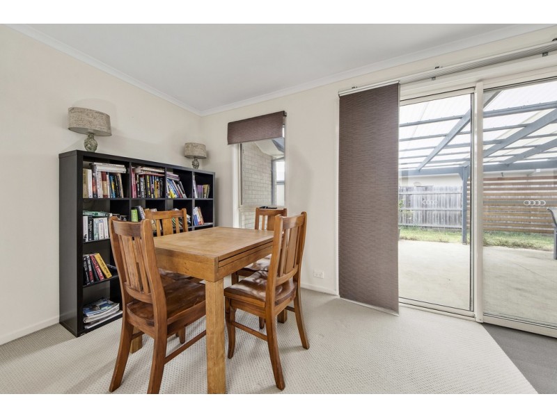 52 Dagmar Berne Street, Macgregor ACT 2615