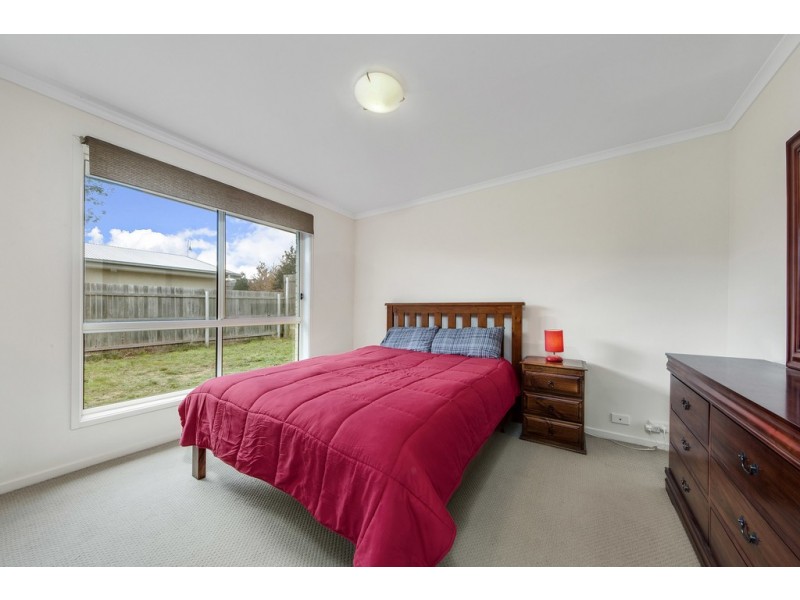 52 Dagmar Berne Street, Macgregor ACT 2615