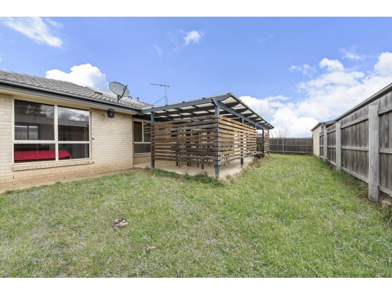 52 Dagmar Berne Street, Macgregor ACT 2615