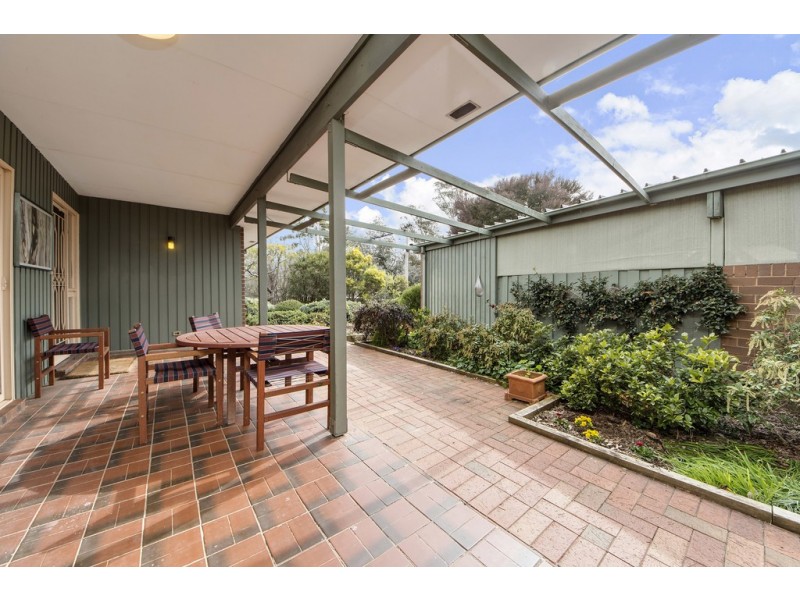 1 Cussen Street, Higgins ACT 2615