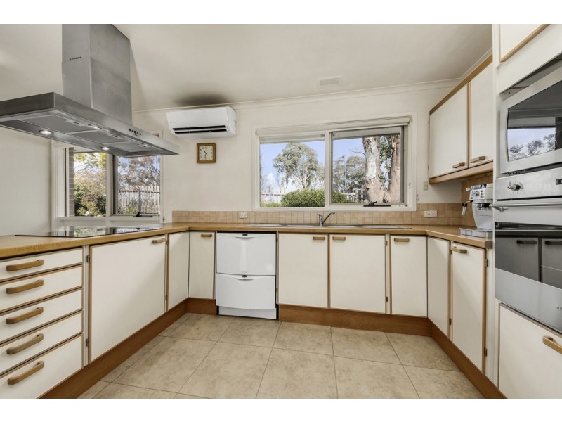 1 Cussen Street, Higgins ACT 2615