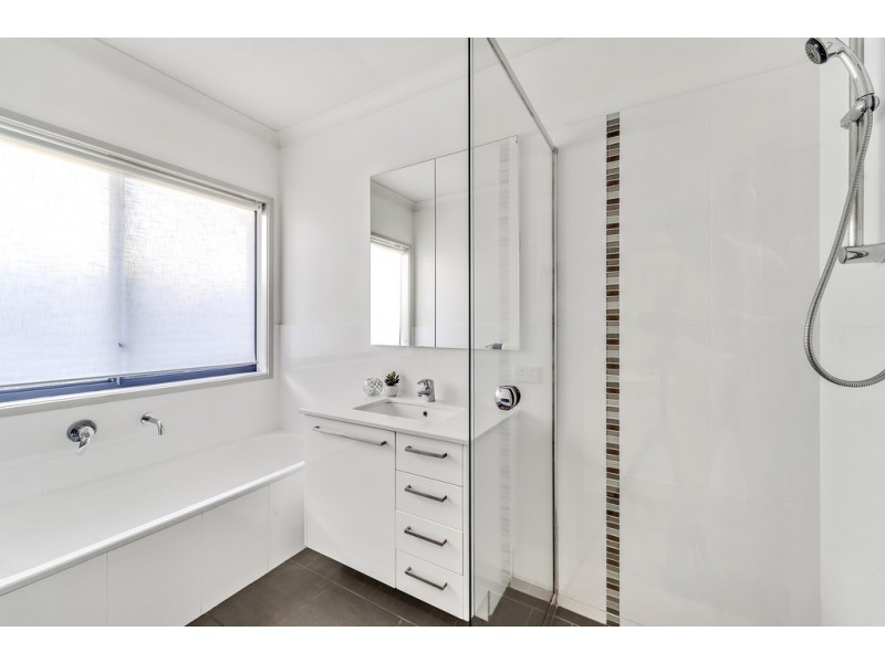 13 Phyllis Frost Street, Forde ACT 2914