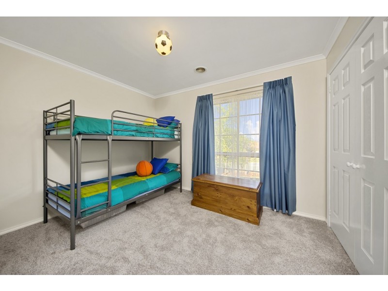 2 Hoad Place, Nicholls ACT 2913