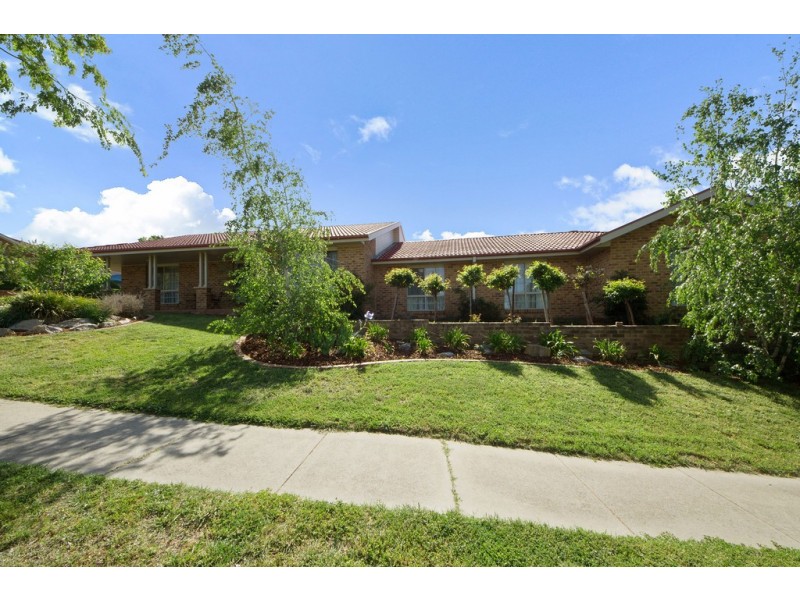 2 Hoad Place, Nicholls ACT 2913