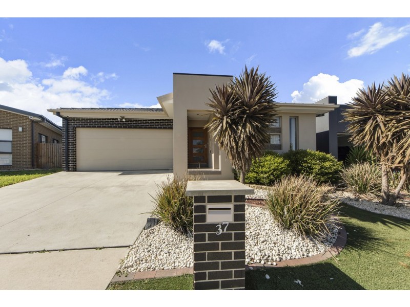37 Syddall Street, Bonner ACT 2914