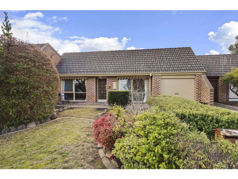 6 Goddard Crescent, Holt ACT 2615