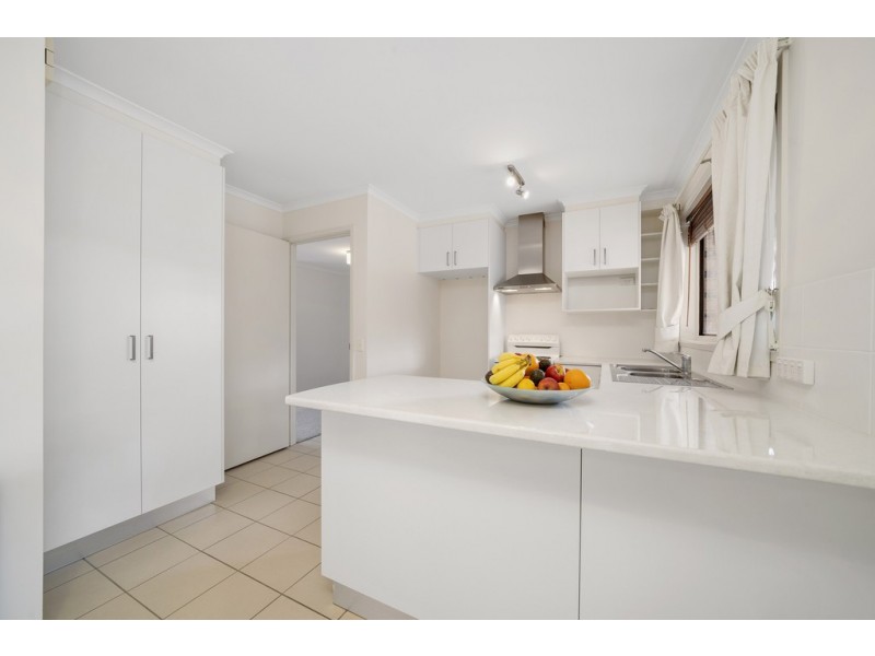 6 Goddard Crescent, Holt ACT 2615