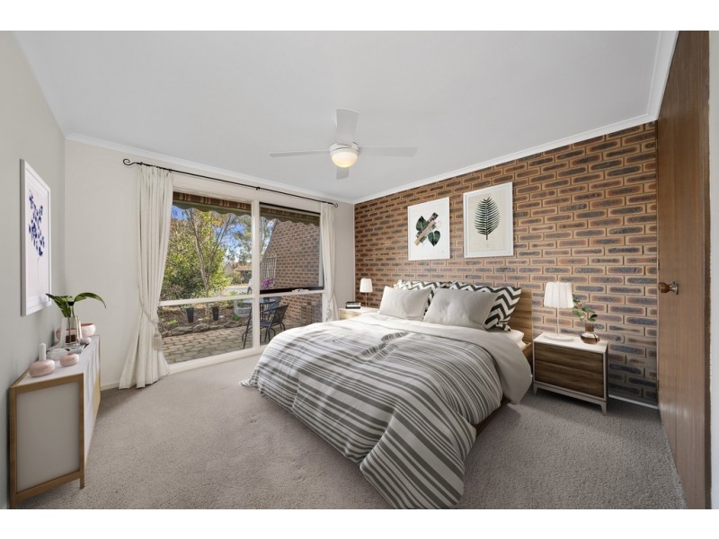 6 Goddard Crescent, Holt ACT 2615