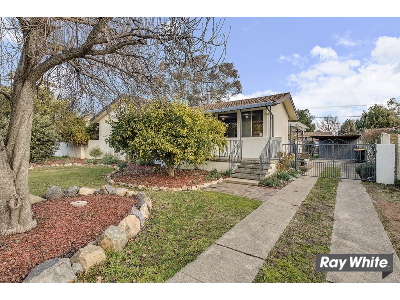 18 Pennefather Street, Higgins ACT 2615