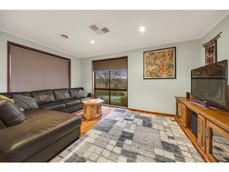 15 Hayball Place, Evatt ACT 2617