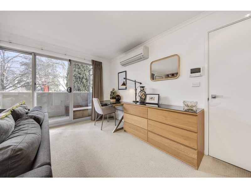 32/16 Wakefield Avenue, Braddon ACT 2612