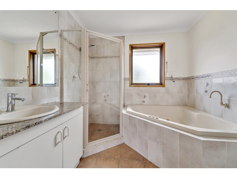 34 Flanagan Street, Garran ACT 2605