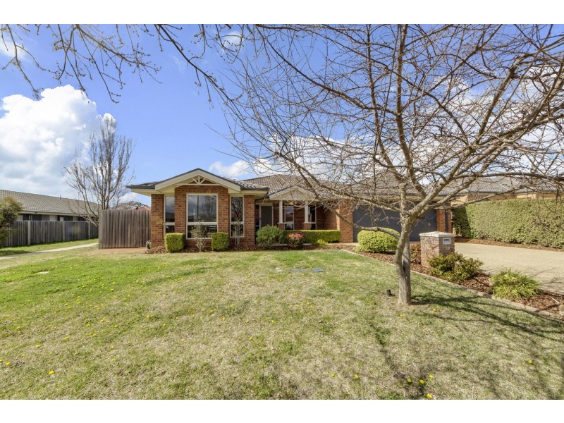 10 Sarson Street, Gungahlin ACT 2912