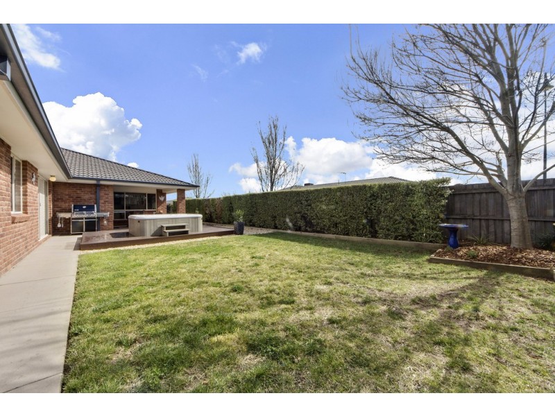 10 Sarson Street, Gungahlin ACT 2912