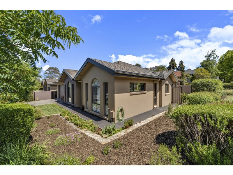 26b Robson Street, Garran ACT 2605