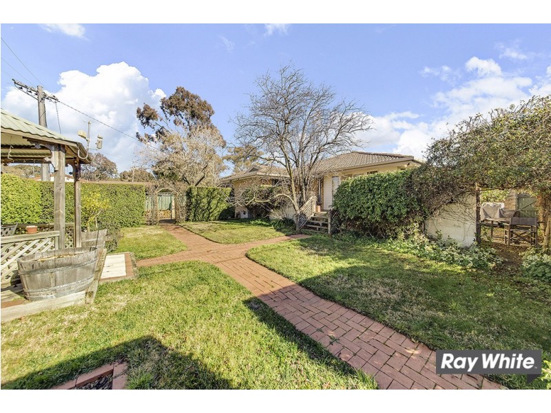 11 Wittenoom Crescent, Stirling ACT 2611