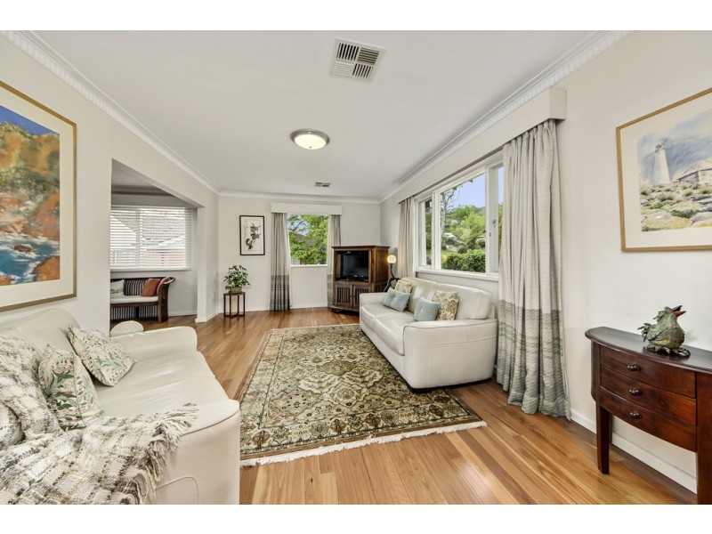 9 Flanagan Street, Garran ACT 2605