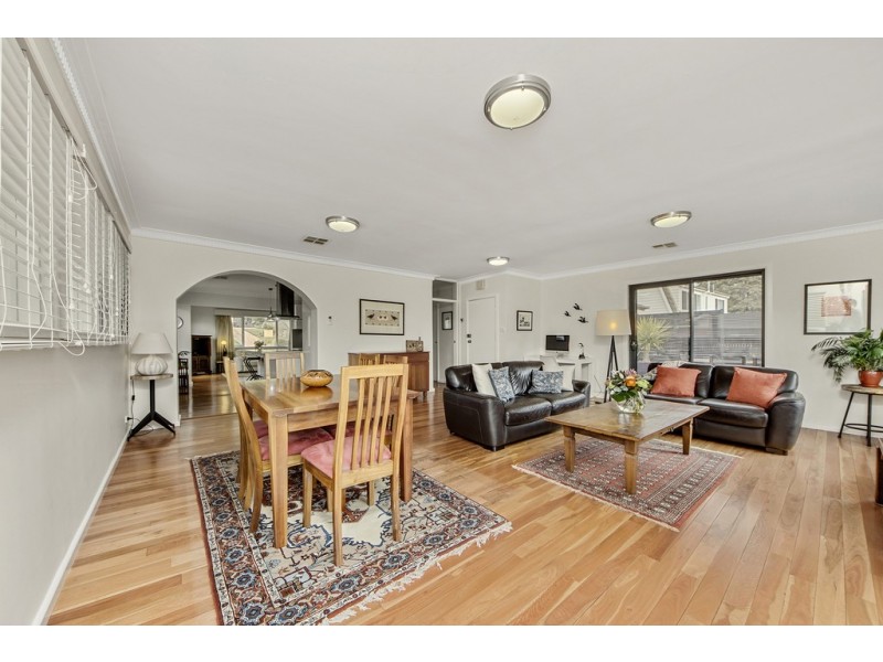 9 Flanagan Street, Garran ACT 2605