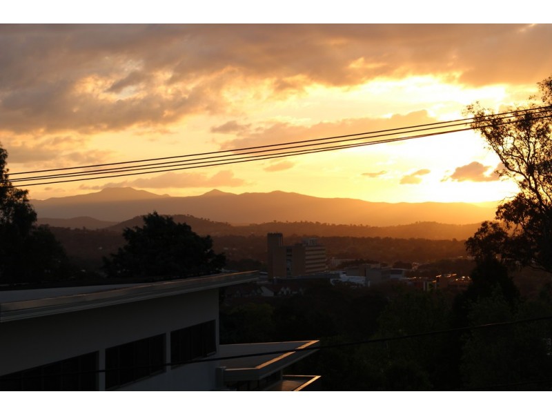 9 Flanagan Street, Garran ACT 2605