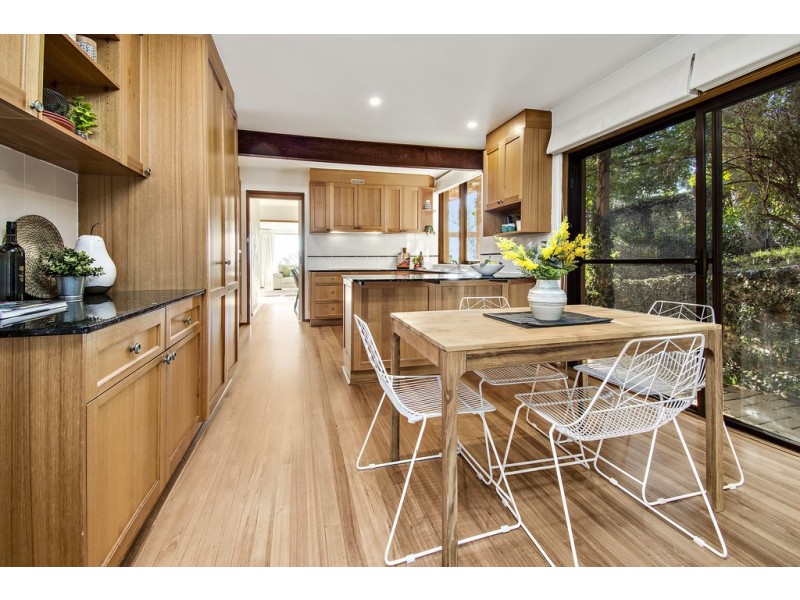 64 Brereton Street, Garran ACT 2605