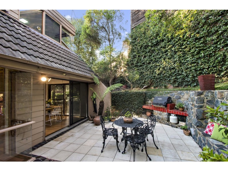 64 Brereton Street, Garran ACT 2605