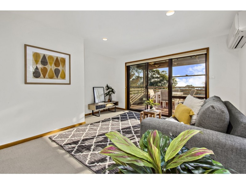 64 Brereton Street, Garran ACT 2605