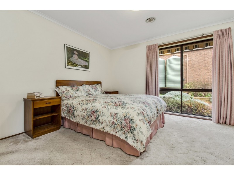 10 Clavert Place, Florey ACT 2615
