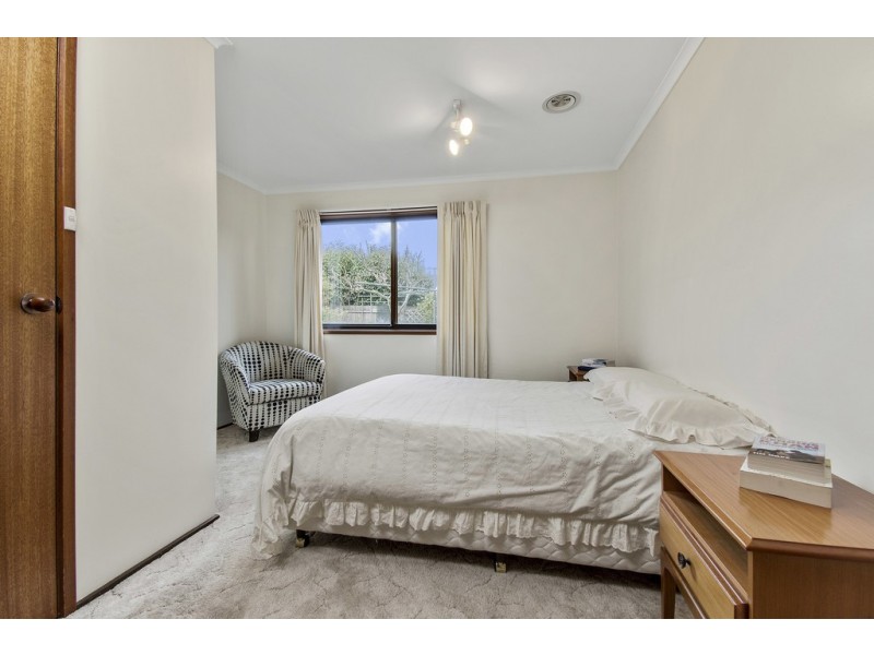 10 Clavert Place, Florey ACT 2615