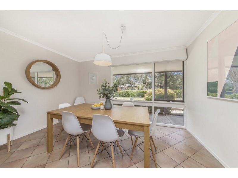 60 Bacchus Circuit, Kambah ACT 2902